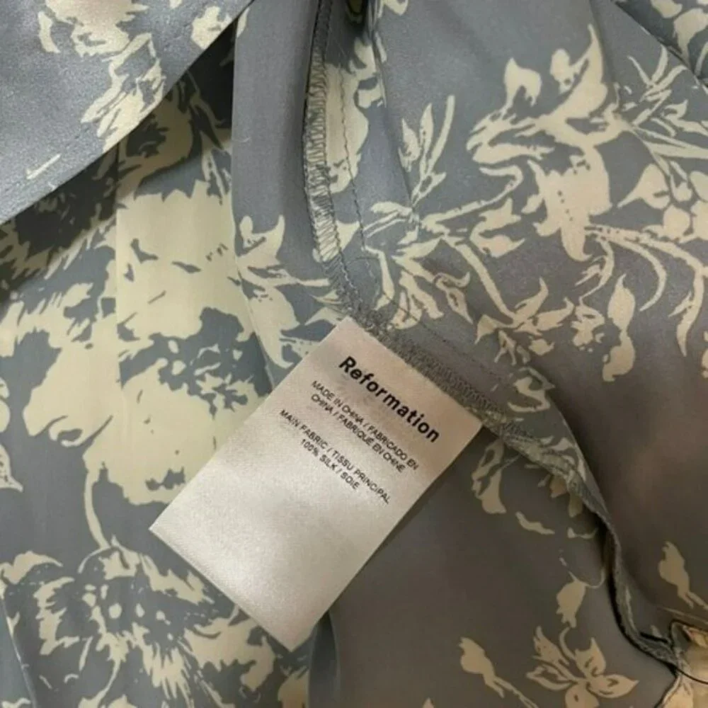 NWOT Reformation Frankie Silk Dress Porcelain - Picture 9 of 10